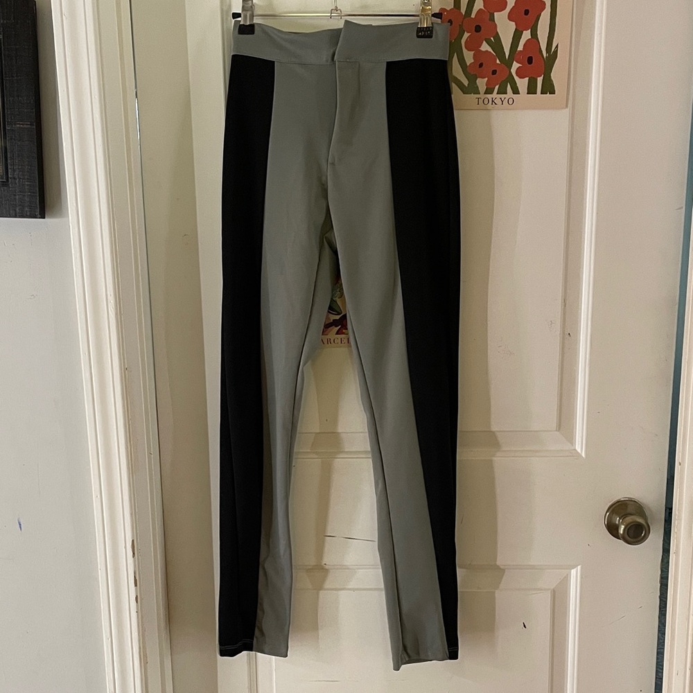 Love Women's Skinny Pants - Black and Gray